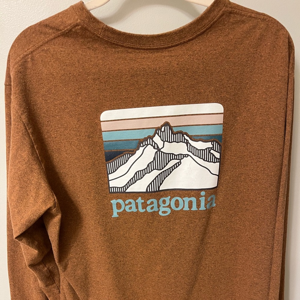 Men’s long sleeve heather brown t-shirt